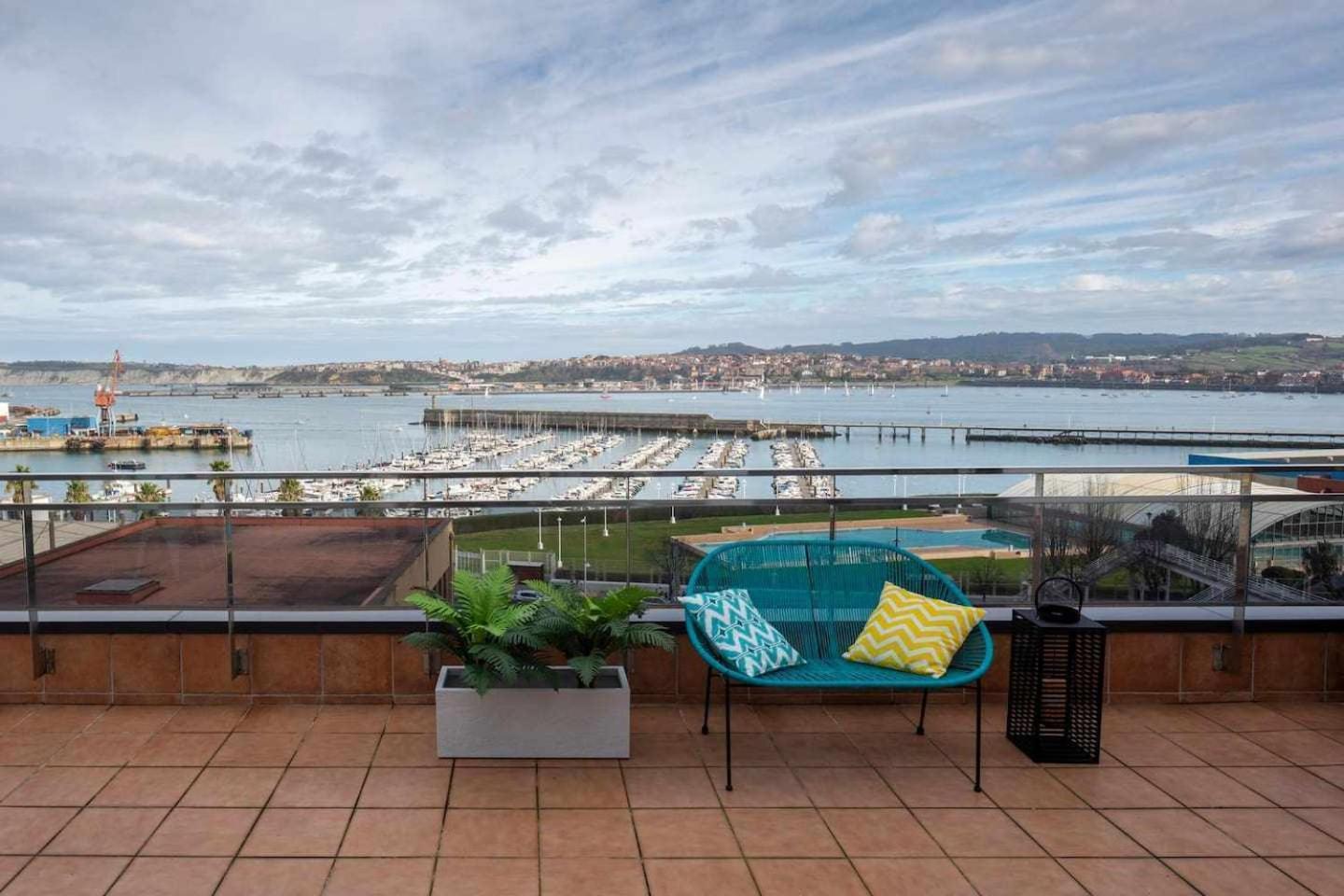Atico Lujo Costa Vasca Bilbaoterraza Mar Jacuzi Appartement